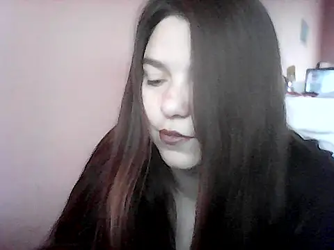 Snapshot of Oxitocina2000 chatting on October 19, 9:15 pm Oxitocina2000 online show from October 19, 9:15 pm