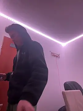 Toyjungee online show from December 18, 5:52 pm