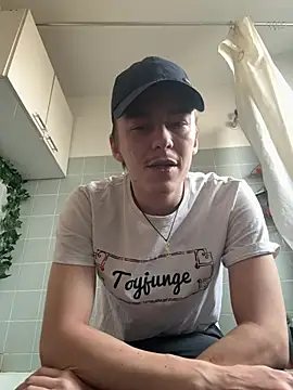 Toyjungee online show from January 16, 2:19 pm