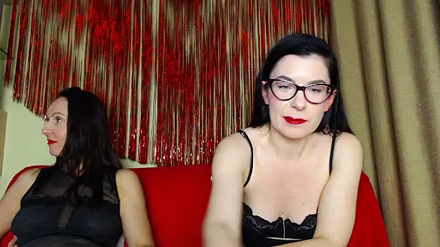 Snapshot of BDSMStars chatting on January 3, 3:12 pm BDSMStars online show from January 3, 3:12 pm