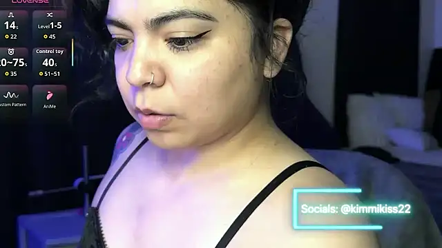 Snapshot of kimmiakiss22 chatting on October 5, 12:20 am kimmiakiss22 online show from October 5, 12:20 am