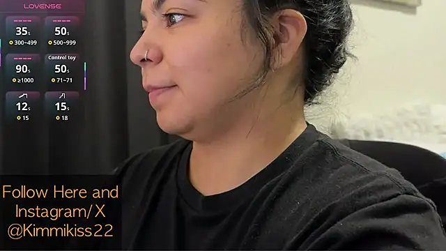 Snapshot of kimmiakiss22 chatting on October 27, 12:26 am kimmiakiss22 online show from October 27, 12:26 am