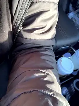 kimmiakiss22 online show from January 12, 9:20 pm