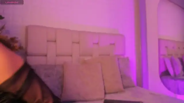 Snapshot of amatiista_12 chatting on March 13, 12:23 pm amatiista 12 online show from March 13, 12:23 pm