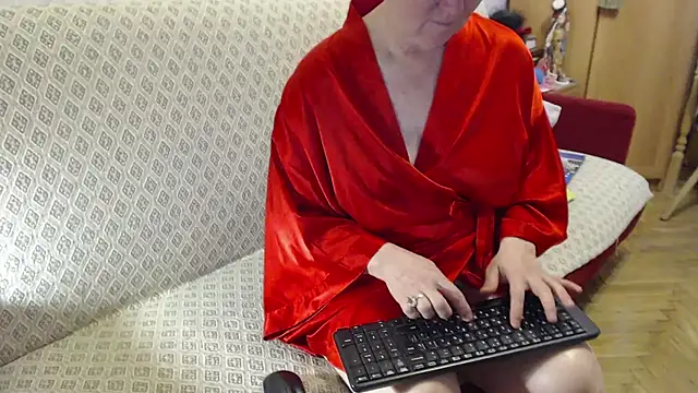 Snapshot of zarinafonliberman chatting on October 10, 7:29 am zarinafonliberman online show from October 10, 7:29 am