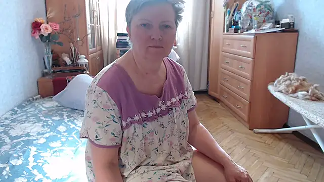 zarinafonliberman online show from May 9, 5:34 am