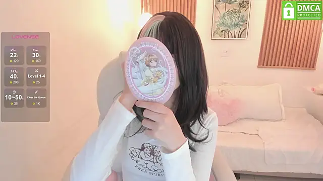 laukyubey online show from March 7, 8:44 pm