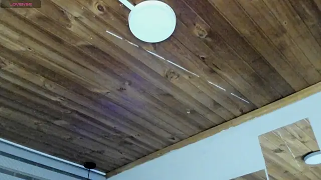 Snapshot of natasha_logan_ chatting on September 21, 4:03 am natasha logan online show from September 21, 4:03 am