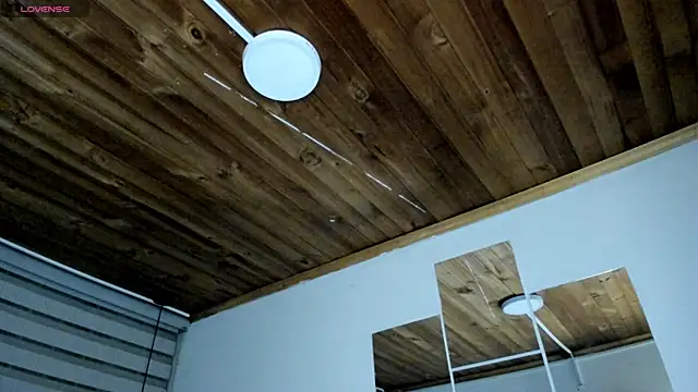 Snapshot of natasha_logan_ chatting on September 23, 4:04 am natasha logan online show from September 23, 4:04 am