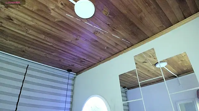 Snapshot of natasha_logan_ chatting on September 30, 4:06 am natasha logan online show from September 30, 4:06 am