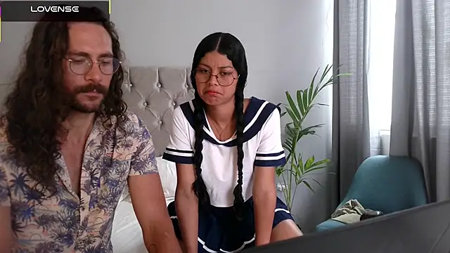 mini kunis online show from November 16, 3:17 pm