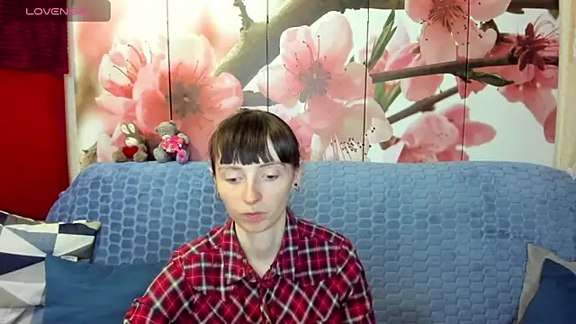 TayanaJons online show from May 11, 7:14 am
