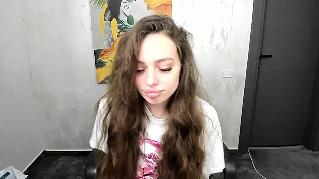 Snapshot of 18perfecttits chatting on March 16, 4:51 am 18perfecttits online show from March 16, 4:51 am