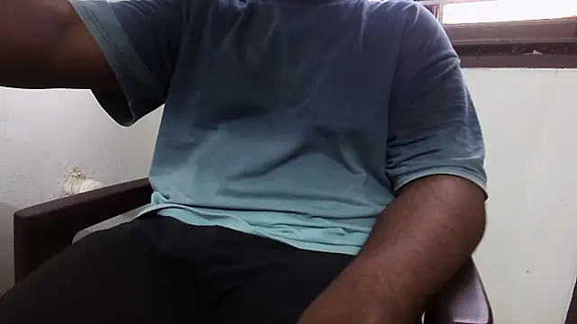 bignaturaldesi online show from September 14, 12:37 pm