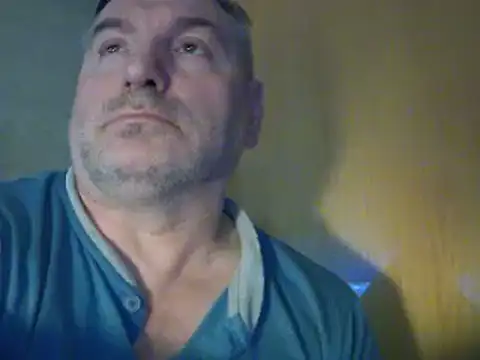 Snapshot of GYurmoka70 chatting on January 25, 9:46 pm GYurmoka70 online show from January 25, 9:46 pm