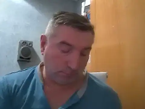 Snapshot of GYurmoka70 chatting on January 29, 8:04 pm GYurmoka70 online show from January 29, 8:04 pm