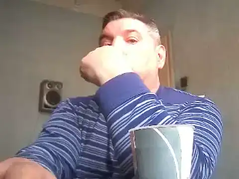 Snapshot of GYurmoka70 chatting on February 4, 2:10 pm GYurmoka70 online show from February 4, 2:10 pm