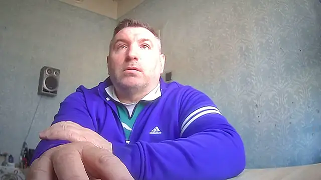 Snapshot of GYurmoka70 chatting on February 25, 10:47 am GYurmoka70 online show from February 25, 10:47 am