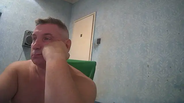 Snapshot of GYurmoka70 chatting on September 11, 8:20 pm GYurmoka70 online show from September 11, 8:20 pm