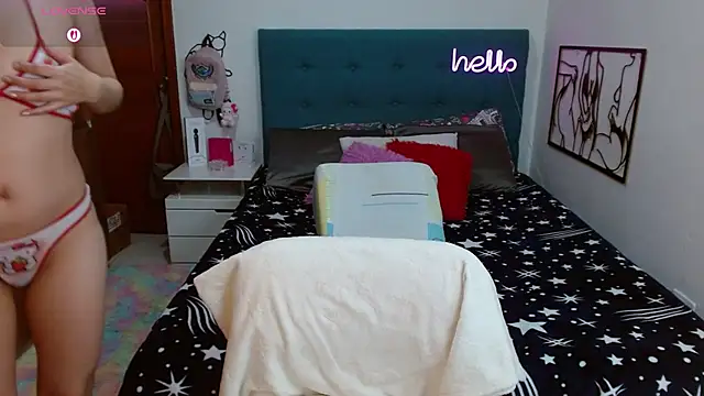 Snapshot of antonella_sweet33 chatting on March 14, 8:03 pm antonella sweet33 online show from March 14, 8:03 pm