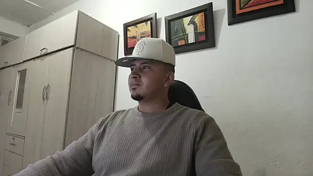 myke andrade online show from October 2, 5:25 am