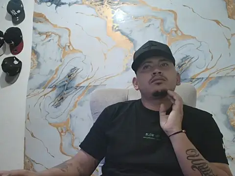 myke andrade online show from April 12, 5:34 am