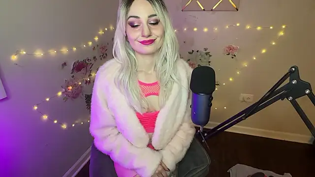 Starr1123 online show from March 10, 4:06 am