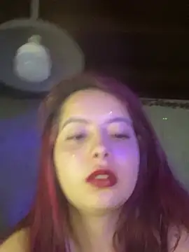 Snapshot of jeda_zone33 chatting on January 22, 7:35 am jeda zone33 online show from January 22, 7:35 am