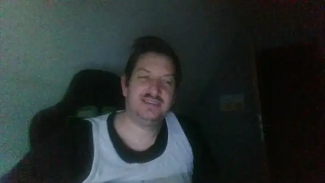 Snapshot of Golffahrer1982 chatting on November 5, 4:07 pm Golffahrer1982 online show from November 5, 4:07 pm