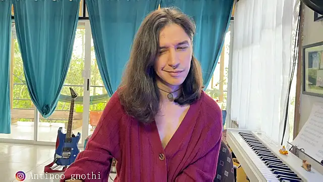 Snapshot of Antinoo_Gnothi chatting on December 4, 3:21 pm Antinoo Gnothi online show from December 4, 3:21 pm