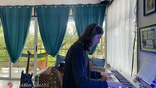 Snapshot of Antinoo_Gnothi chatting on December 7, 5:20 pm Antinoo Gnothi online show from December 7, 5:20 pm