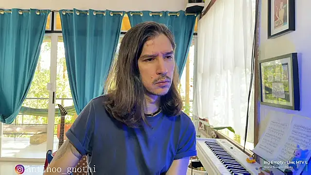 Snapshot of Antinoo_Gnothi chatting on December 17, 6:20 pm Antinoo Gnothi online show from December 17, 6:20 pm