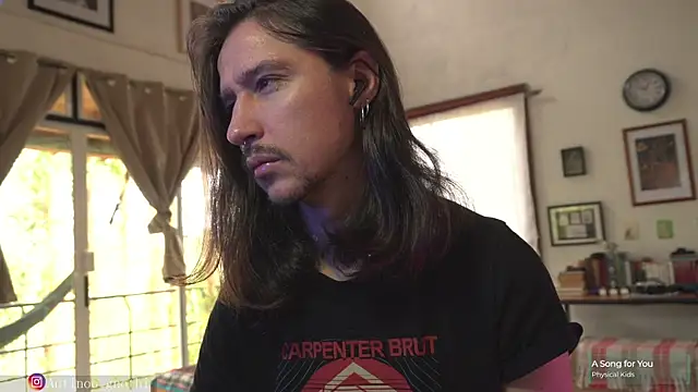 Snapshot of Antinoo_Gnothi chatting on December 24, 3:05 pm Antinoo Gnothi online show from December 24, 3:05 pm