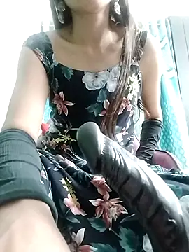 Snapshot of Noor_Darliing chatting on January 5, 7:07 pm Noor Darliing online show from January 5, 7:07 pm