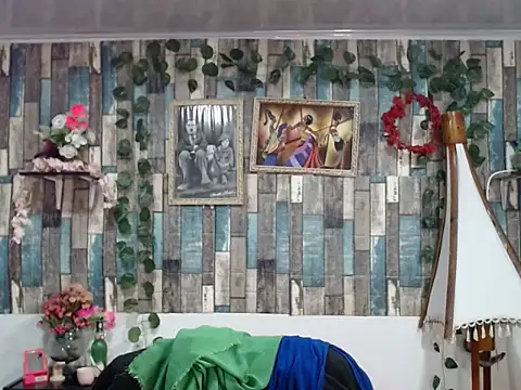 KarimaSarabe online show from October 31, 10:55 pm