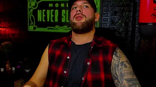 Snapshot of LexXHardy chatting on October 12, 12:15 pm LexXHardy online show from October 12, 12:15 pm