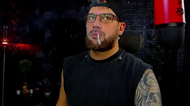 Snapshot of LexXHardy chatting on October 16, 1:23 pm LexXHardy online show from October 16, 1:23 pm