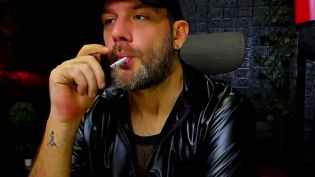 LexXHardy online show from November 4, 9:58 pm