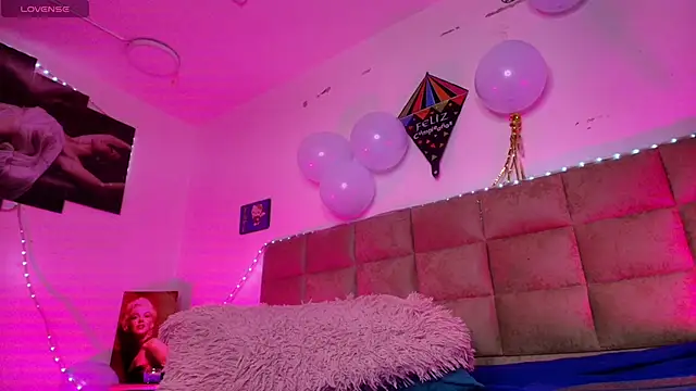  sex mia online show from October 5, 7:12 pm