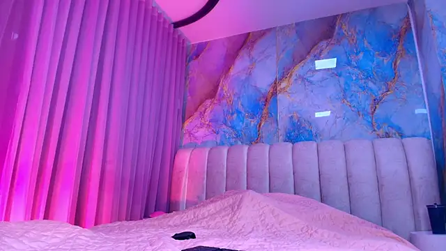  sex mia online show from April 28, 7:30 pm