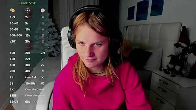 Kathlyn  Heath online show from December 29, 10:25 pm