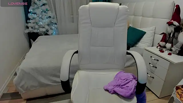 Kathlyn  Heath online show from January 7, 2:20 am