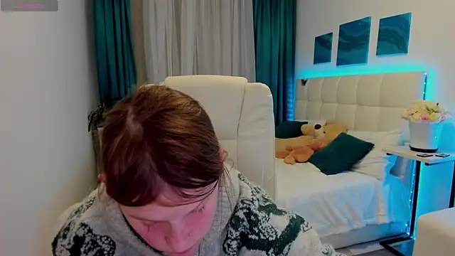 Kathlyn  Heath online show from February 28, 6:52 pm