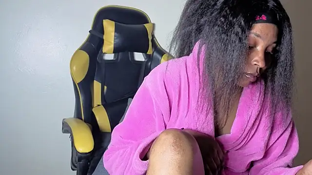 sexycabdy online show from December 3, 4:05 pm