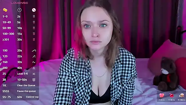 Linda Bryant online show from December 2, 12:52 am