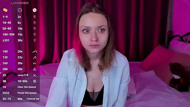 Linda Bryant online show from December 8, 12:40 am