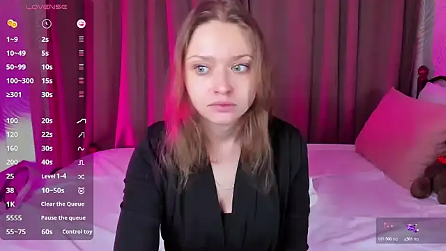 Linda Bryant online show from December 14, 12:44 am