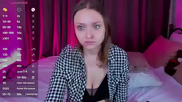 Linda Bryant online show from December 19, 1:07 am