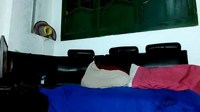 Snapshot of master95 chatting on January 31, 5:51 am master95 online show from January 31, 5:51 am