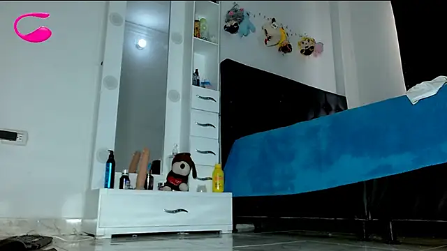 Snapshot of master95 chatting on February 25, 5:36 pm master95 online show from February 25, 5:36 pm